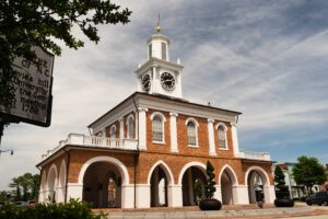 Historical Architecture Inside A Hay Street Roundabout In Downto